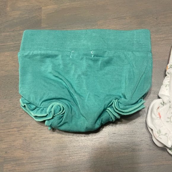 🎀 NEW! • Angel Dear • 2 - Bubble Shorts | 3-6 months - Picture 5 of 8